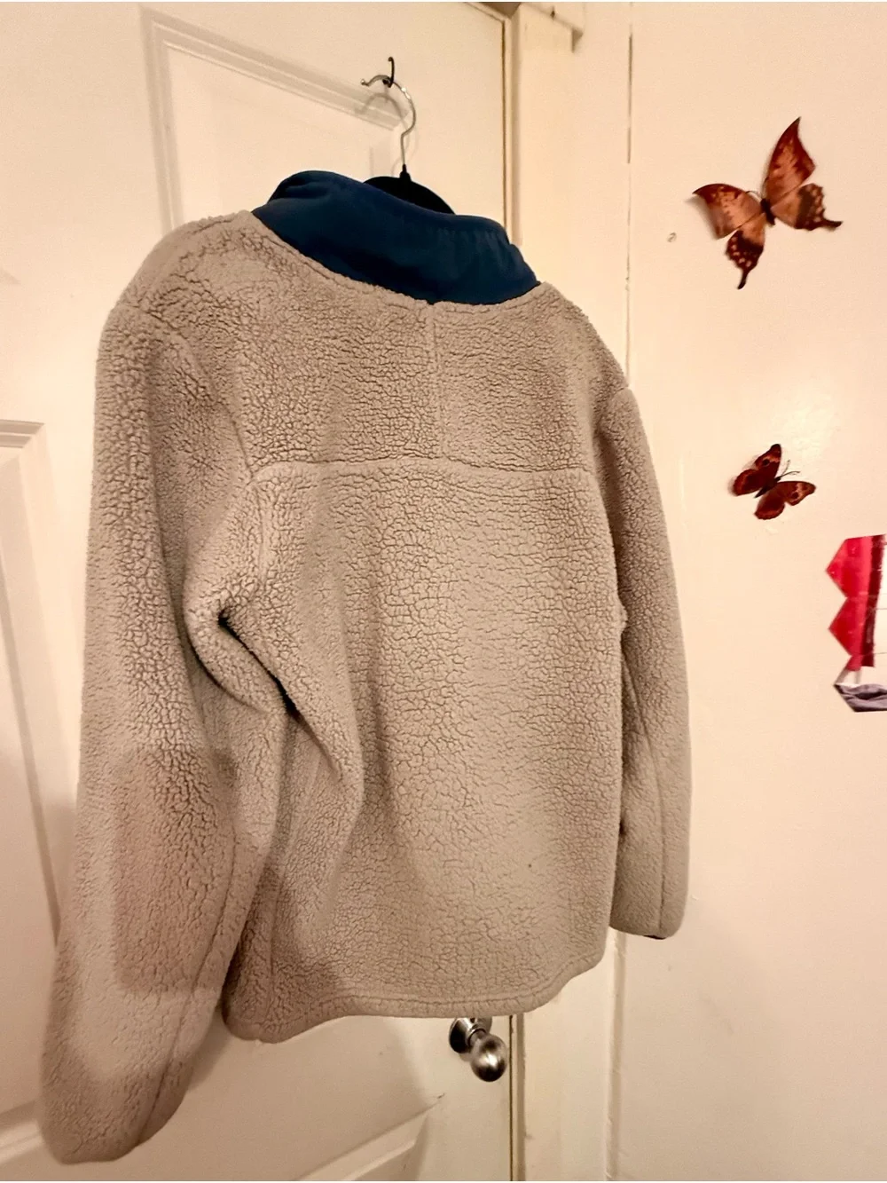 The North Face Men's Light Gray Sherpa Half-Zip with Navy Trim